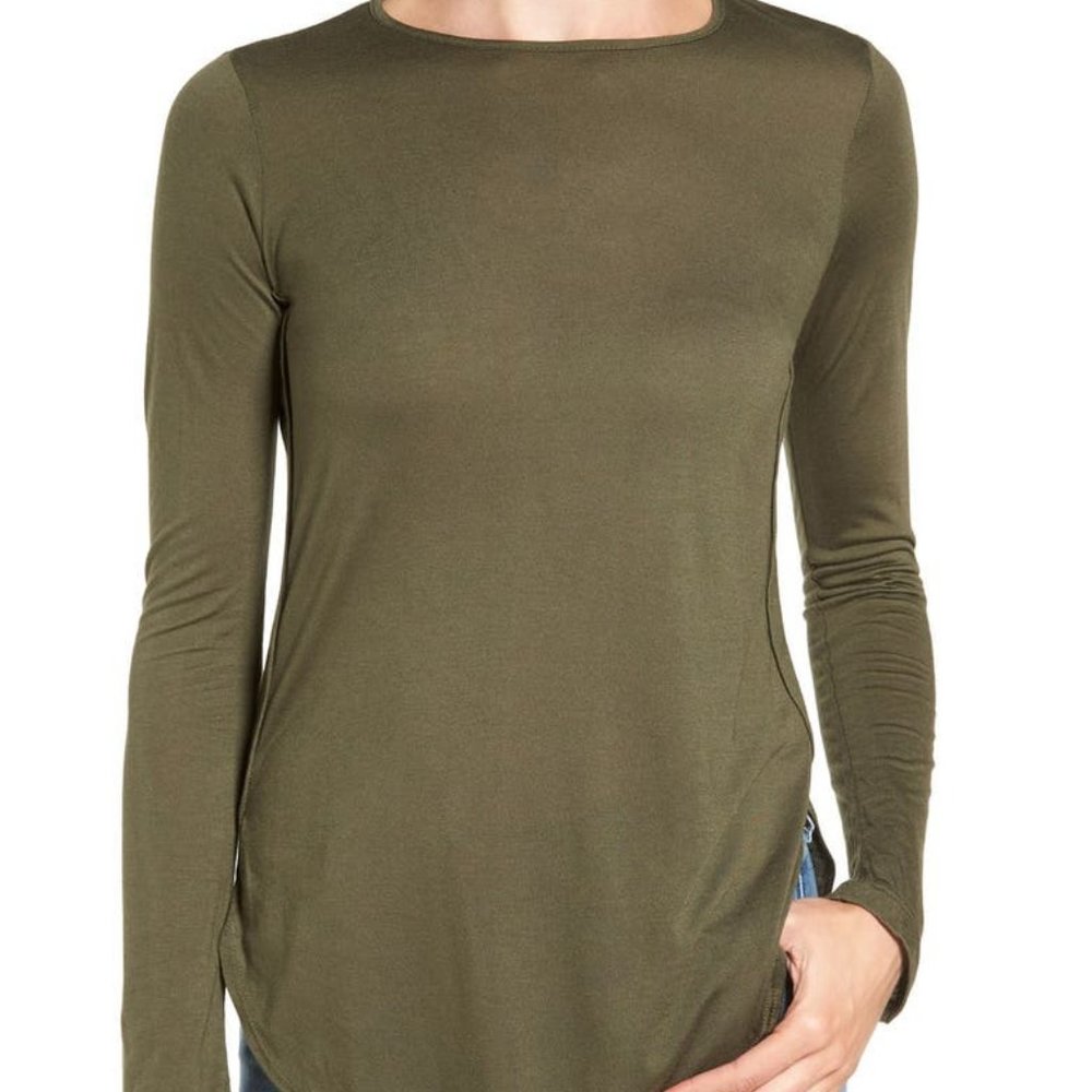 Amour Vert Green Long Sleeve 'Nicolette' Tee Small